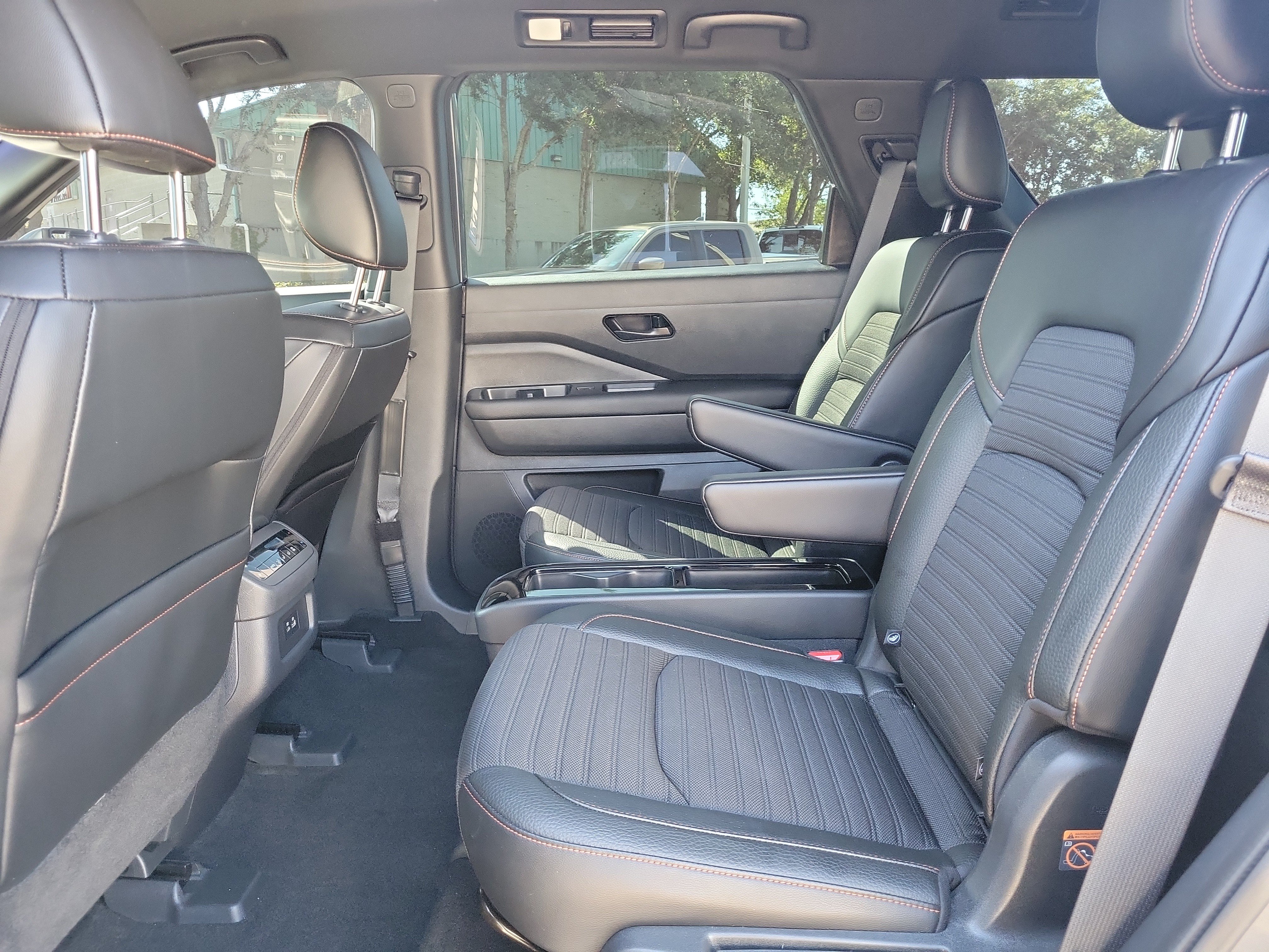 Certified 2024 Nissan Pathfinder Rock Creek AWD/4WD image 18