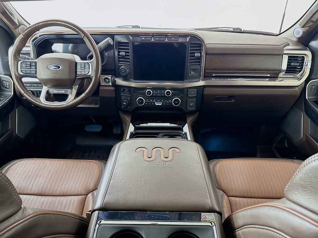 Used 2023 Ford F350 King Ranch image 13