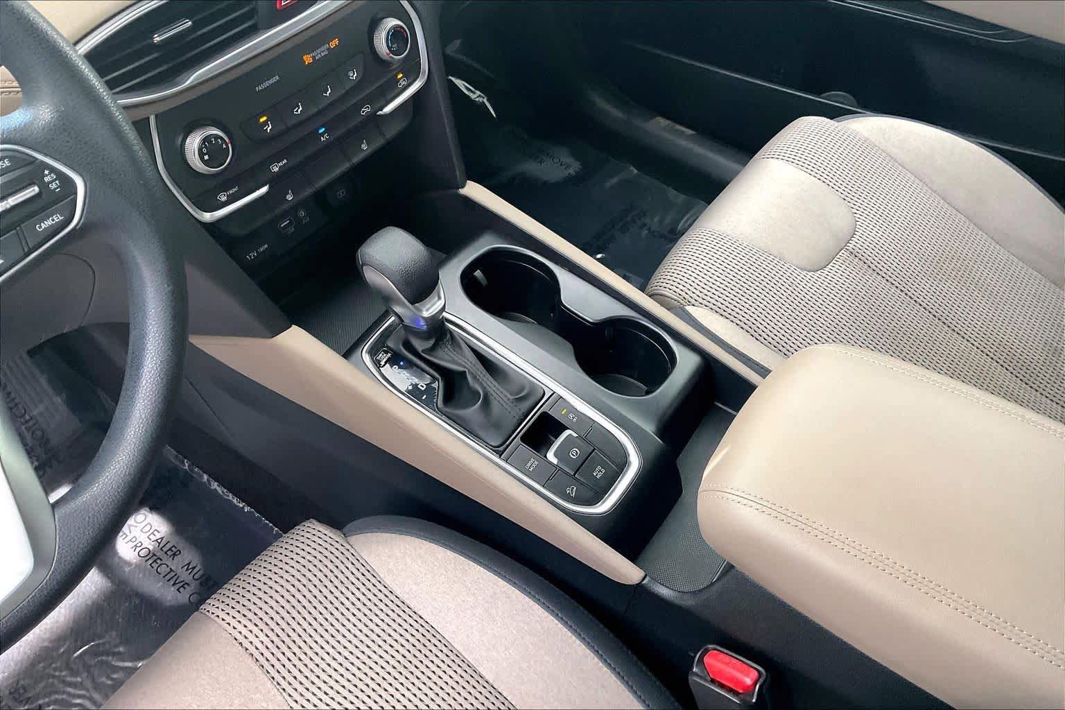 Used 2019 Hyundai Santa Fe SEL w/ Cargo Package AWD/4WD image 17