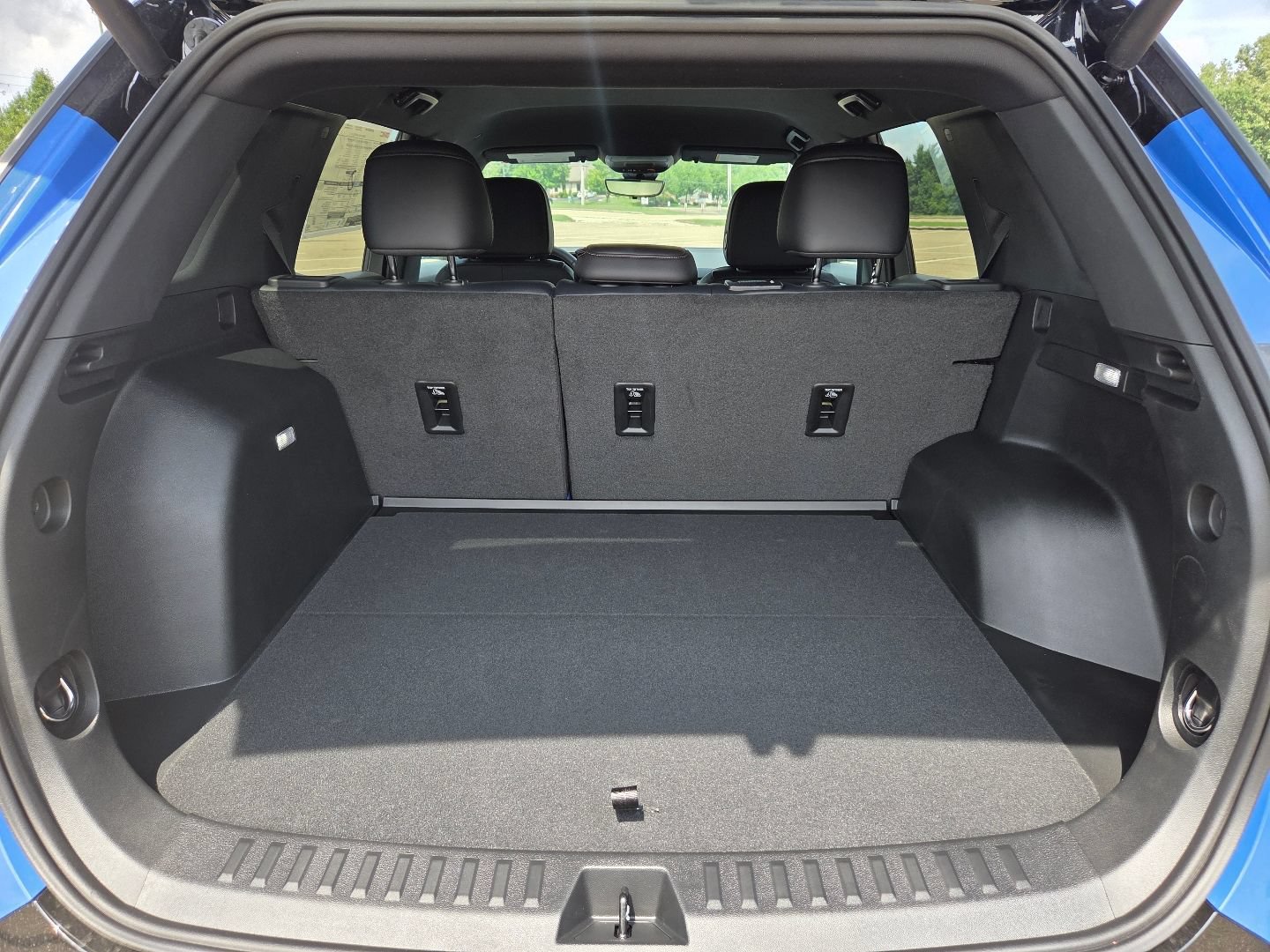 New 2026 GMC Terrain AT4 w/ Technology Package II AWD/4WD image 22