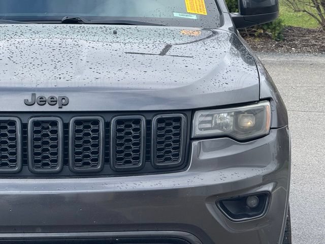 Used 2018 Jeep Grand Cherokee Altitude AWD/4WD image 10