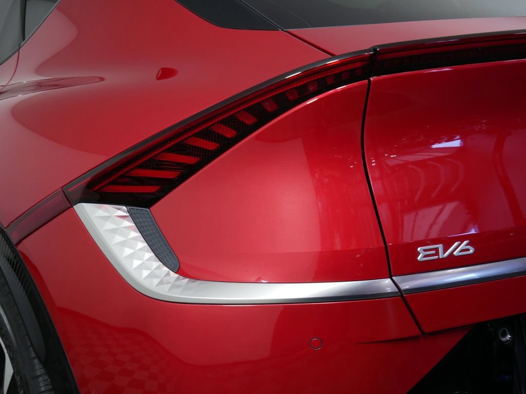 Certified 2023 Kia EV6 Wind w/ Wind Technology Package AWD/4WD image 14