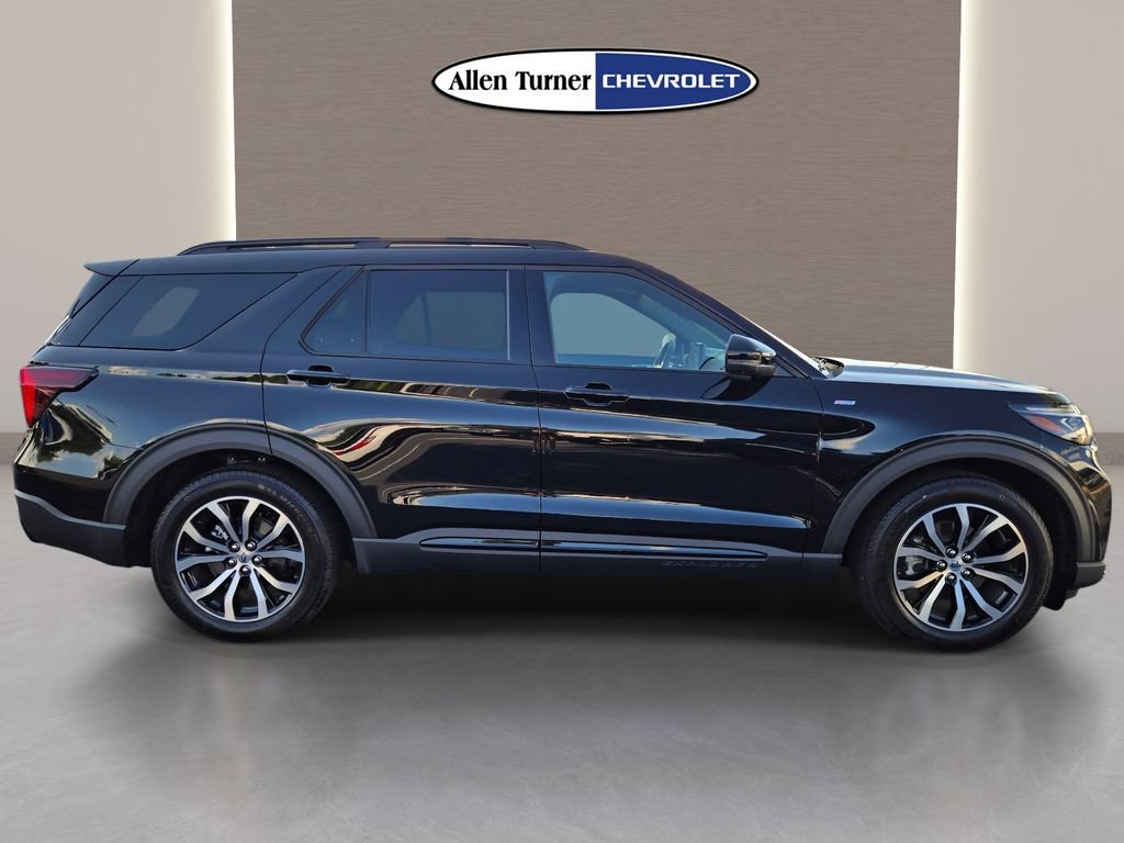 Used 2026 Ford Explorer ST-Line RWD image 6