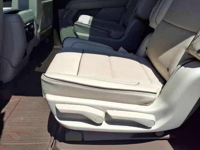 Used 2023 GMC Yukon XL Denali AWD/4WD image 9