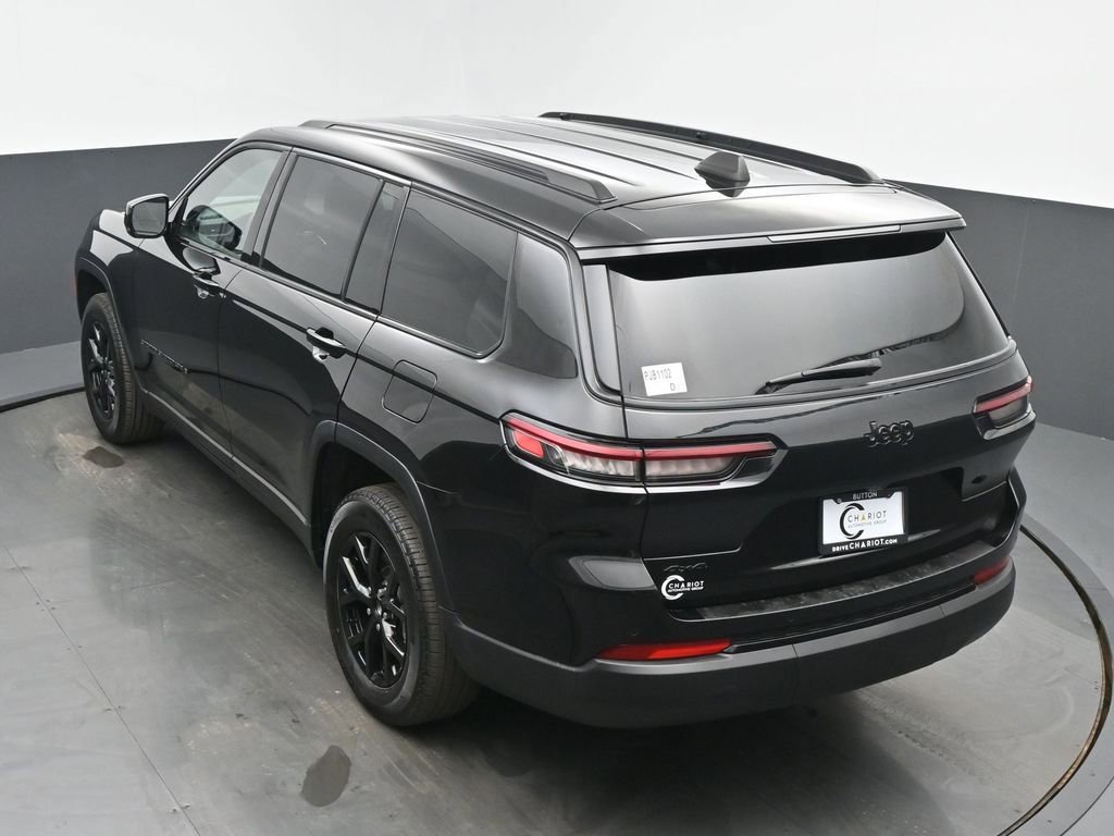 Used 2024 Jeep Grand Cherokee L Laredo AWD/4WD image 43
