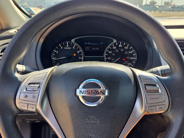 Used 2013 Nissan Altima 2.5 S FWD image 23