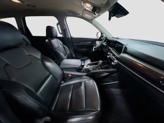 Certified 2023 Kia Telluride S image 31