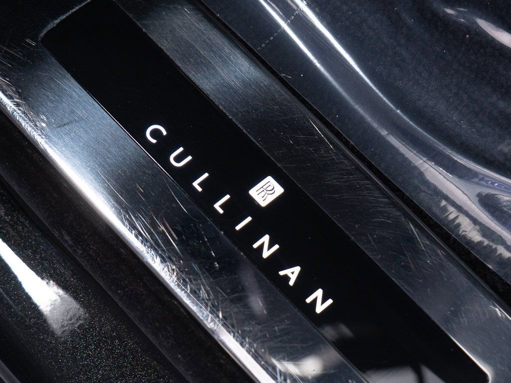 Certified 2024 Rolls-Royce Cullinan image 14