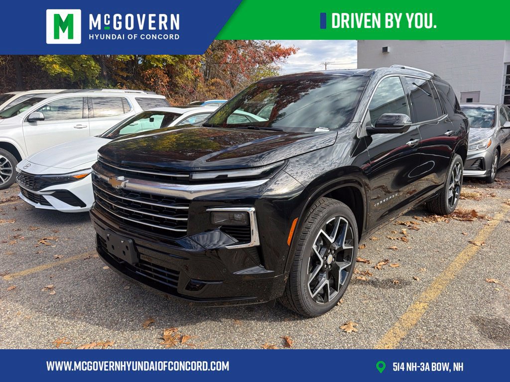 Used 2026 Chevrolet Traverse High Country AWD/4WD image 1