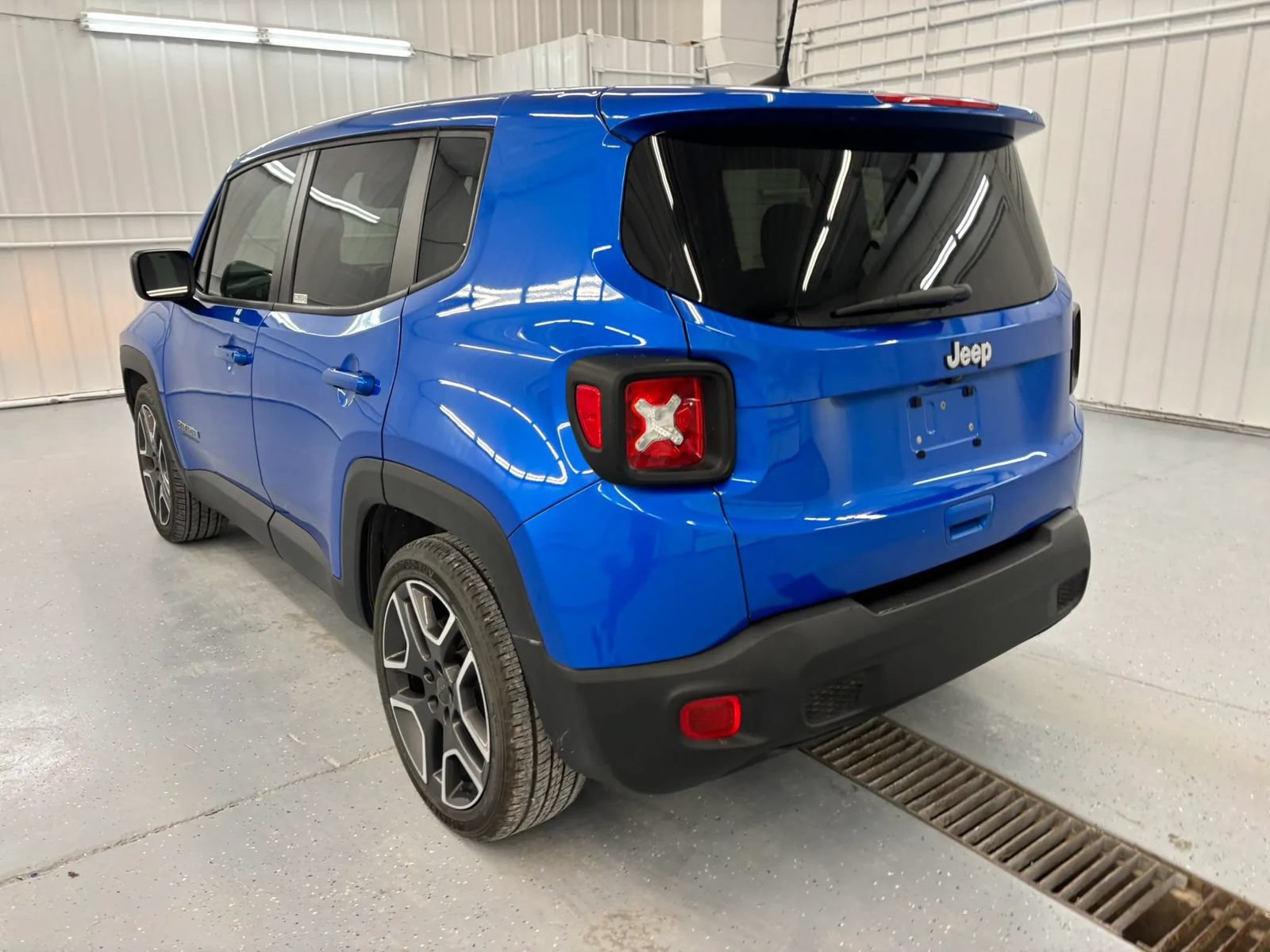 Used 2020 Jeep Renegade Sport FWD image 4