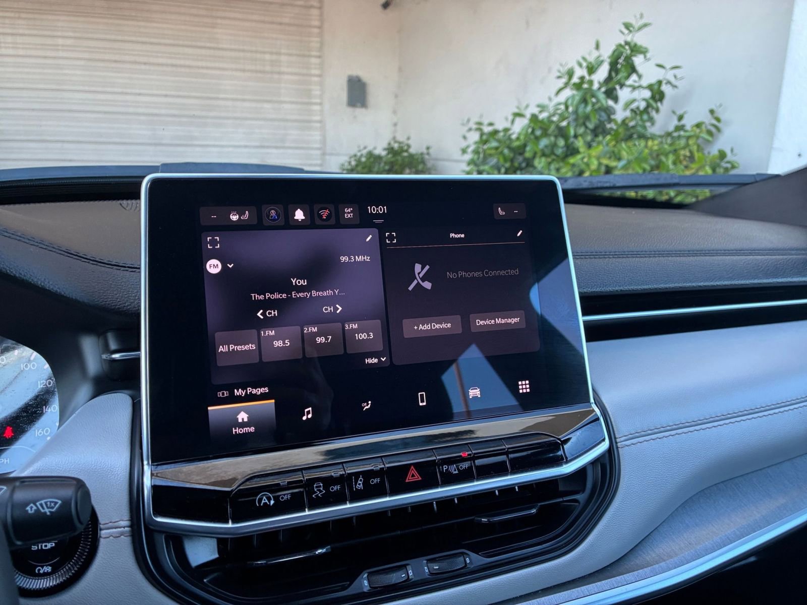 Used 2025 Jeep Compass Limited image 20