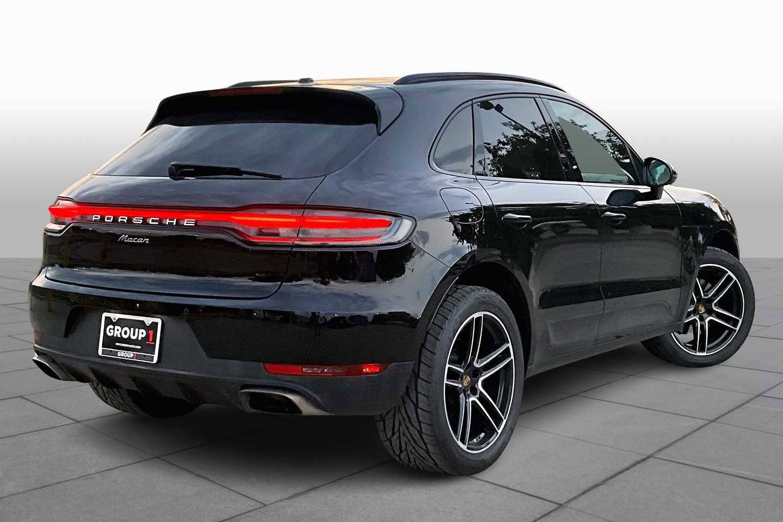 Used 2021 Porsche Macan image 26