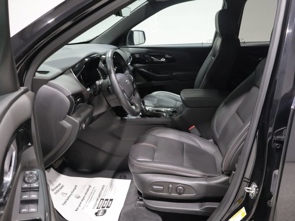 Used 2023 Chevrolet Traverse RS w/ LPO, Floor Liner Package AWD/4WD image 11