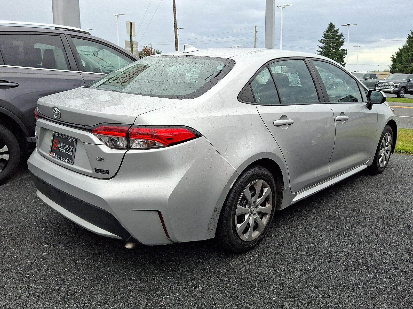 Used 2022 Toyota Corolla LE FWD image 4
