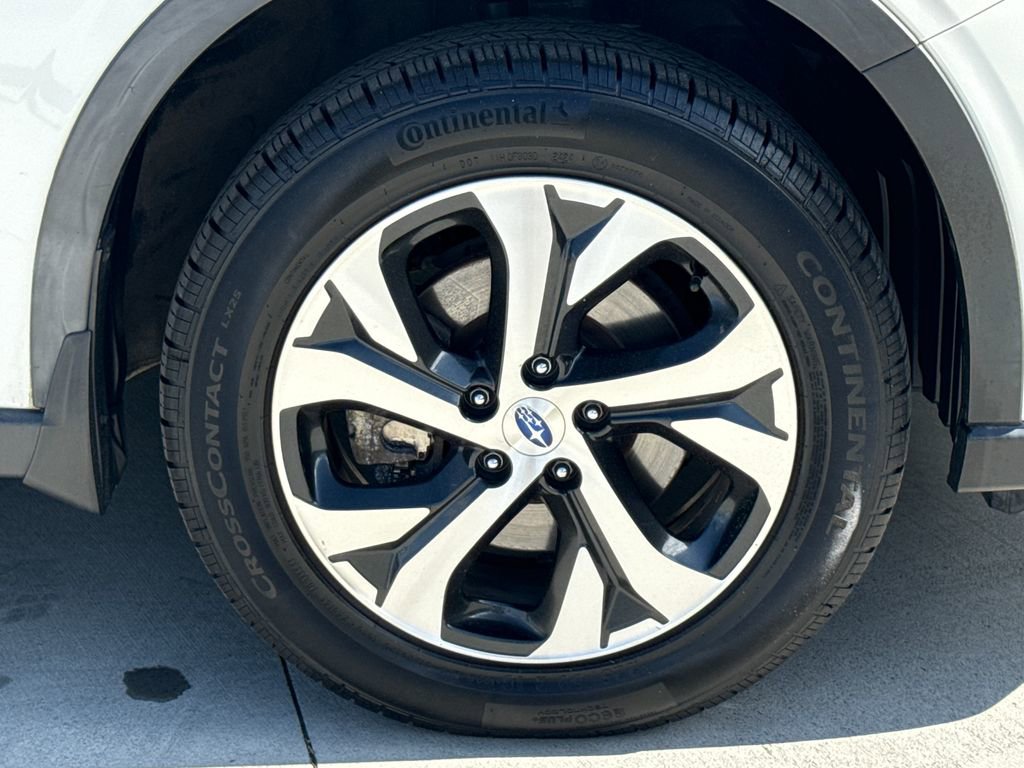 Used 2020 Subaru Outback Limited w/ Popular Package #2 AWD/4WD image 11