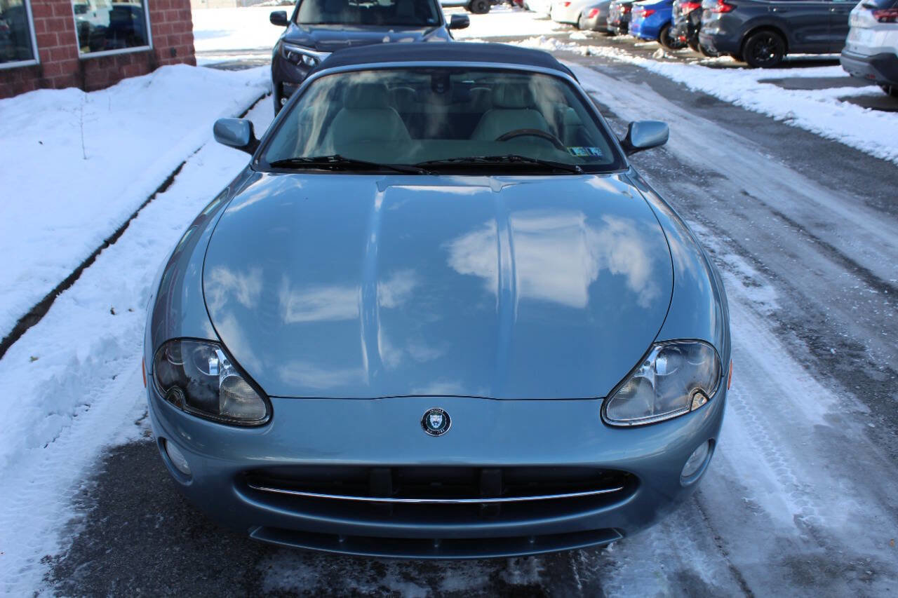 Used 2006 Jaguar XK8 Convertible image 4