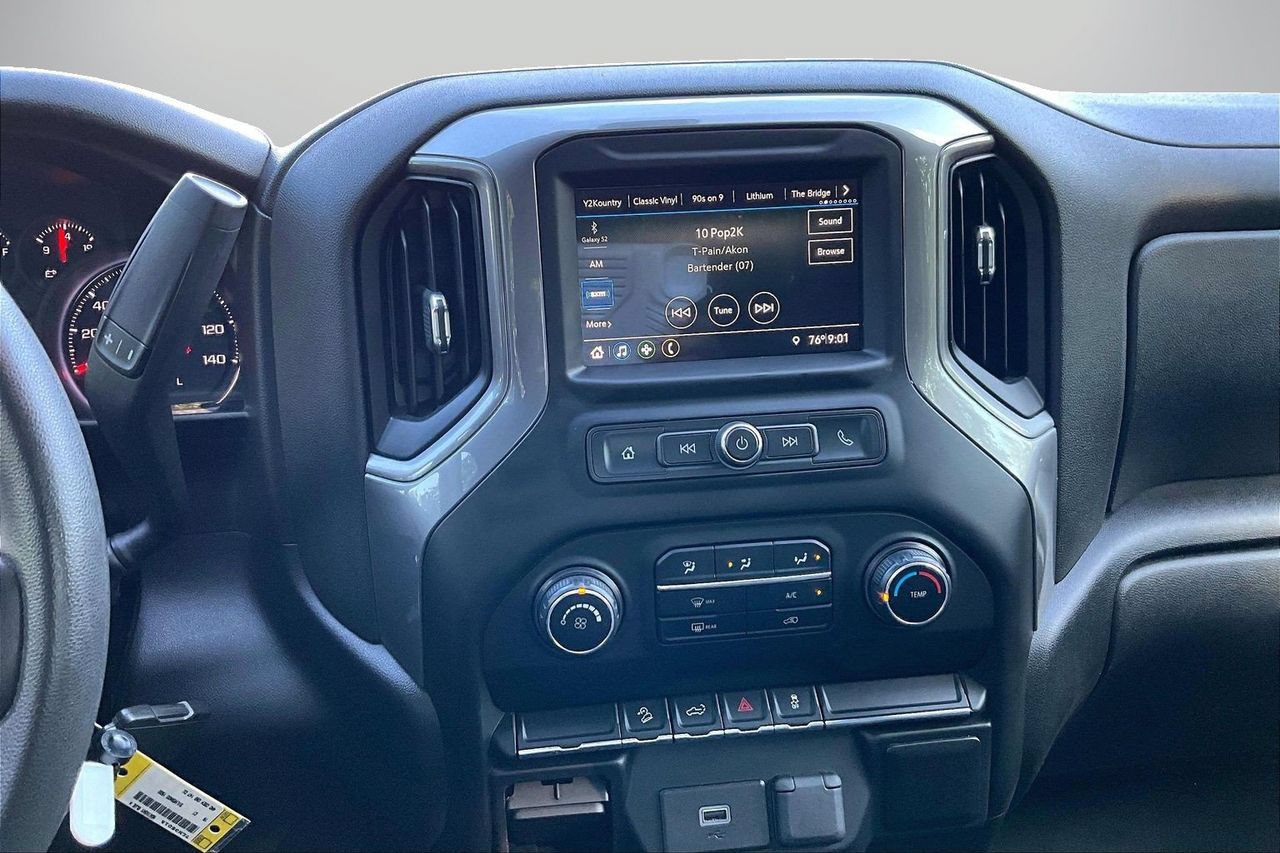 Used 2019 Chevrolet Silverado 1500 Custom Trail Boss w/ Custom Convenience Package AWD/4WD image 11