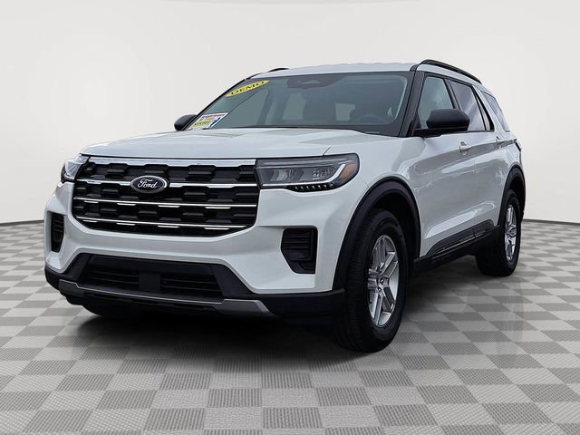 New 2026 Ford Explorer Active image 3