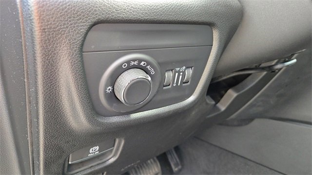 Certified 2023 Jeep Grand Cherokee Altitude image 7