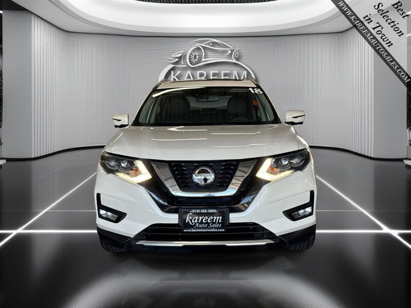 Used 2018 Nissan Rogue SL w/ Premium Package FWD image 2
