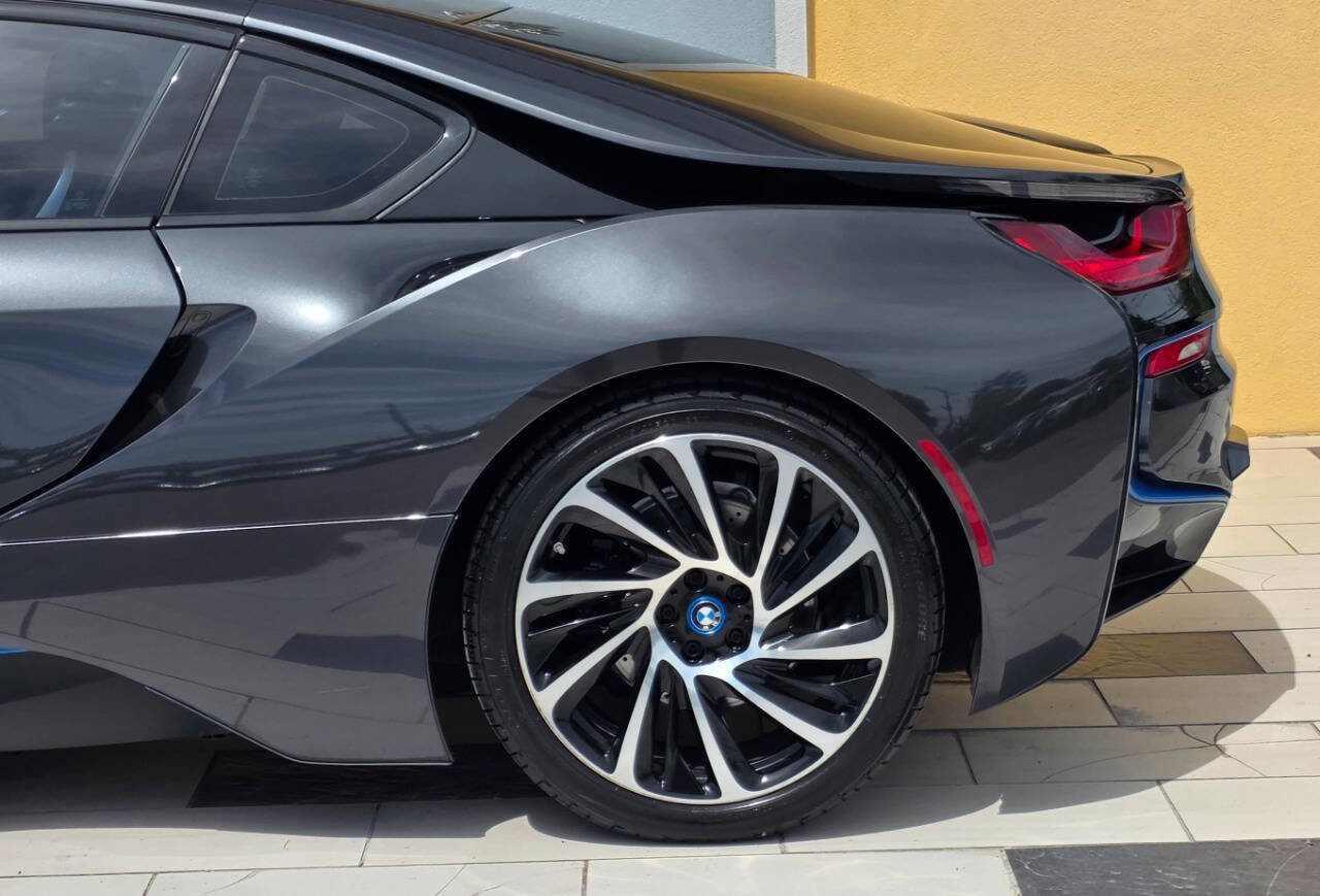 Used 2015 BMW i8 image 6