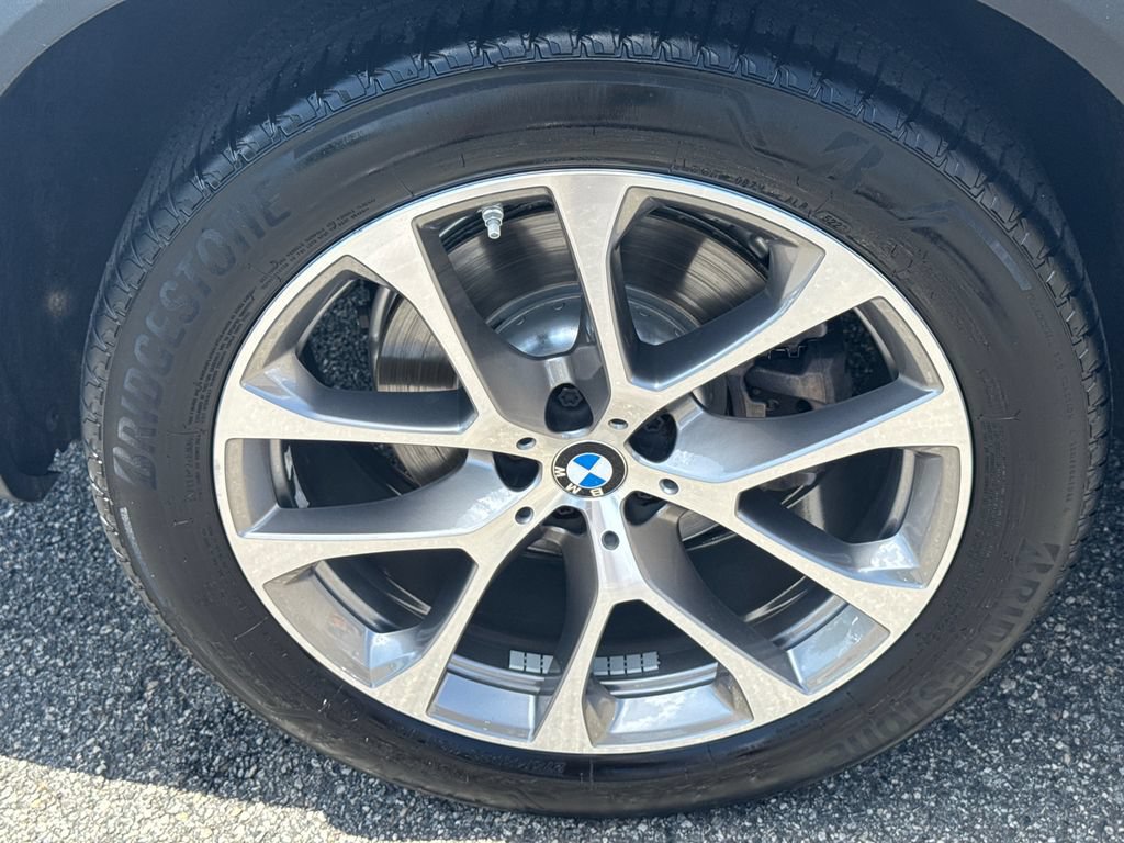 Used 2021 BMW X5 sDrive40i w/ Convenience Package RWD image 17