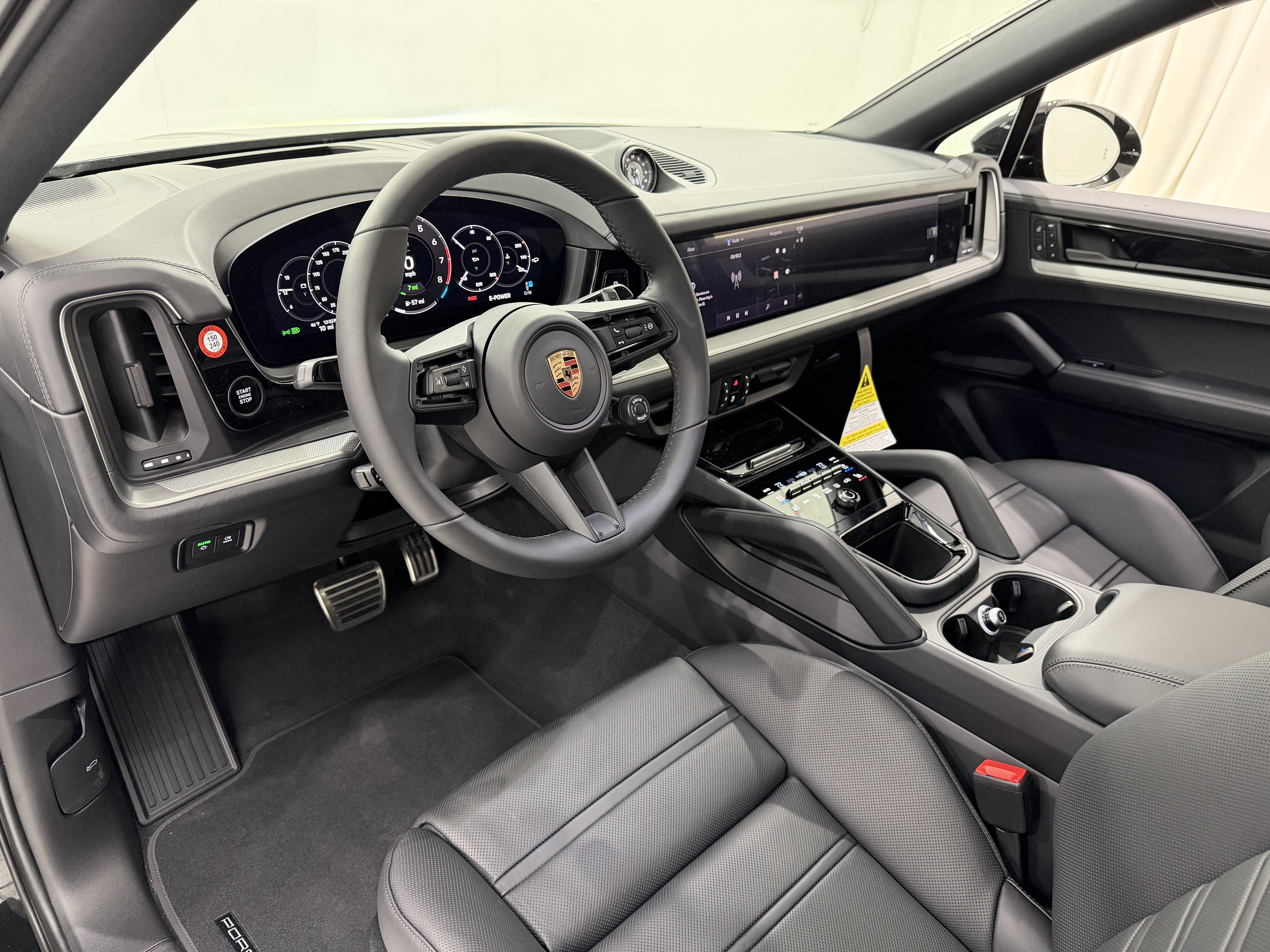 New 2026 Porsche Cayenne S image 26