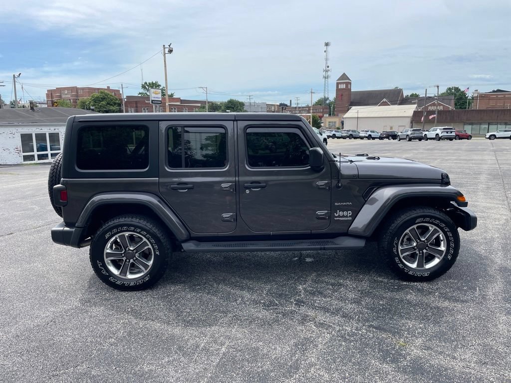 Used 2020 Jeep Wrangler Unlimited Sahara AWD/4WD image 4
