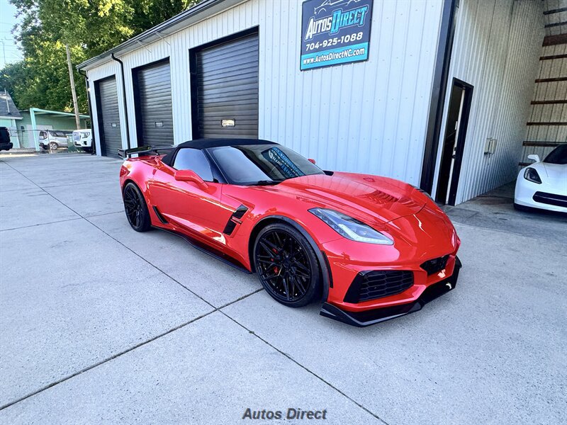 Used 2019 Chevrolet Corvette Grand Sport RWD image 3