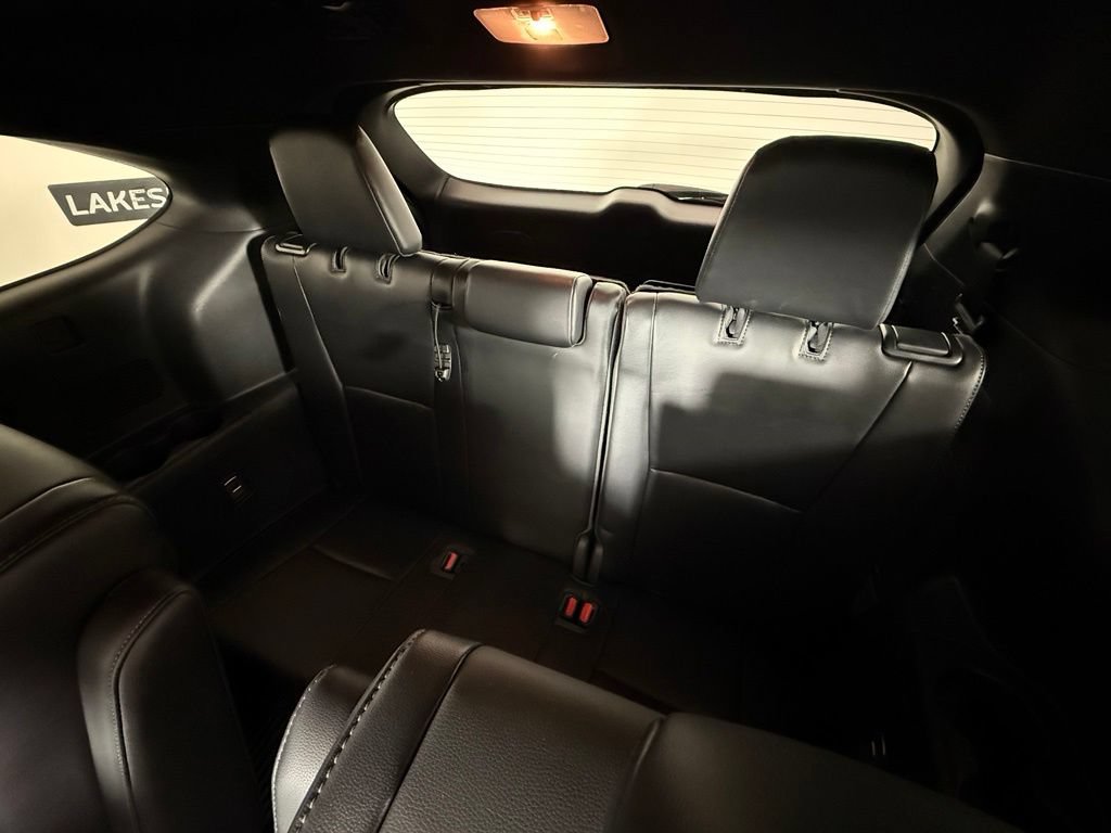 Used 2021 Toyota Highlander XSE AWD/4WD image 36