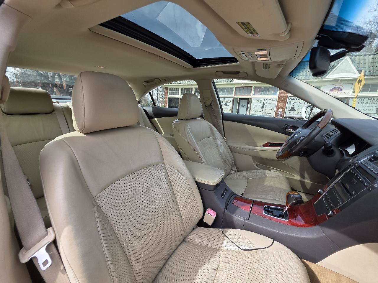 Used 2011 Lexus ES 350 FWD image 10
