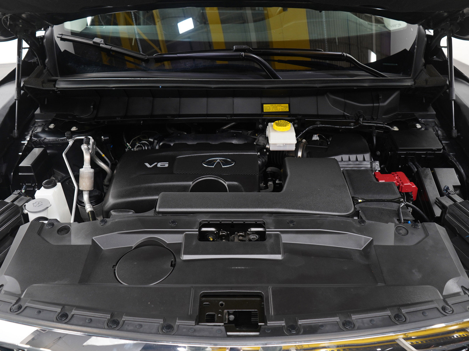 Used 2023 INFINITI QX60 Luxe image 32