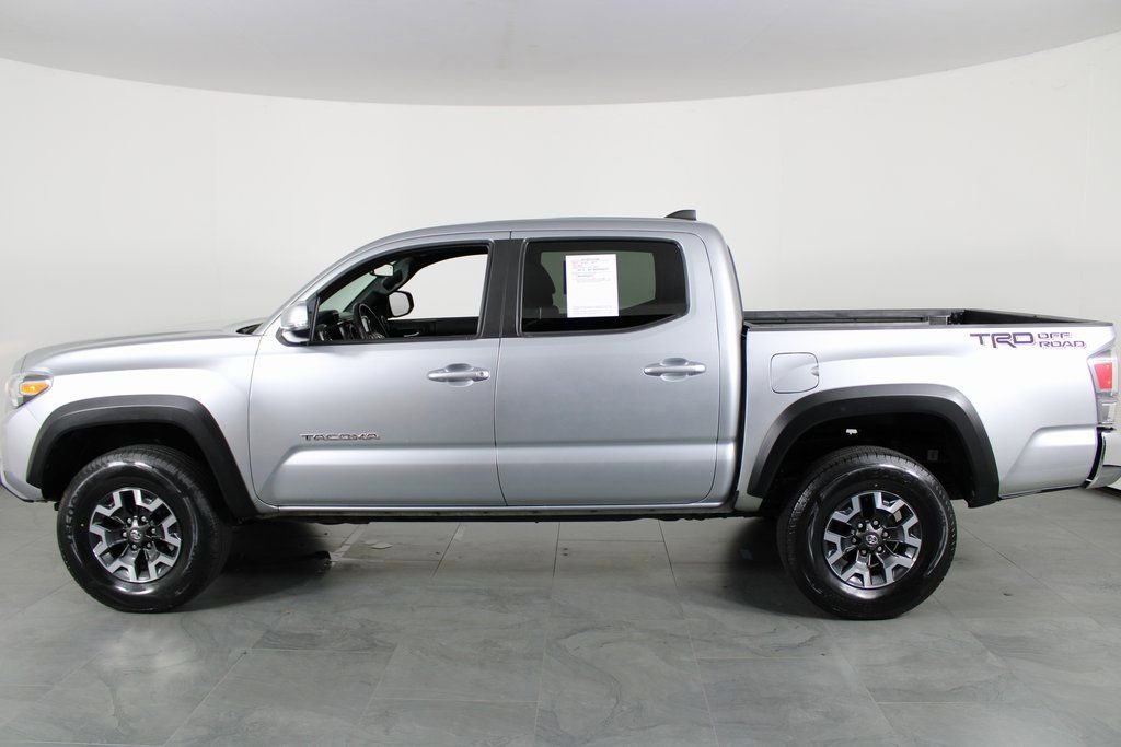 Used 2023 Toyota Tacoma SR5 image 9