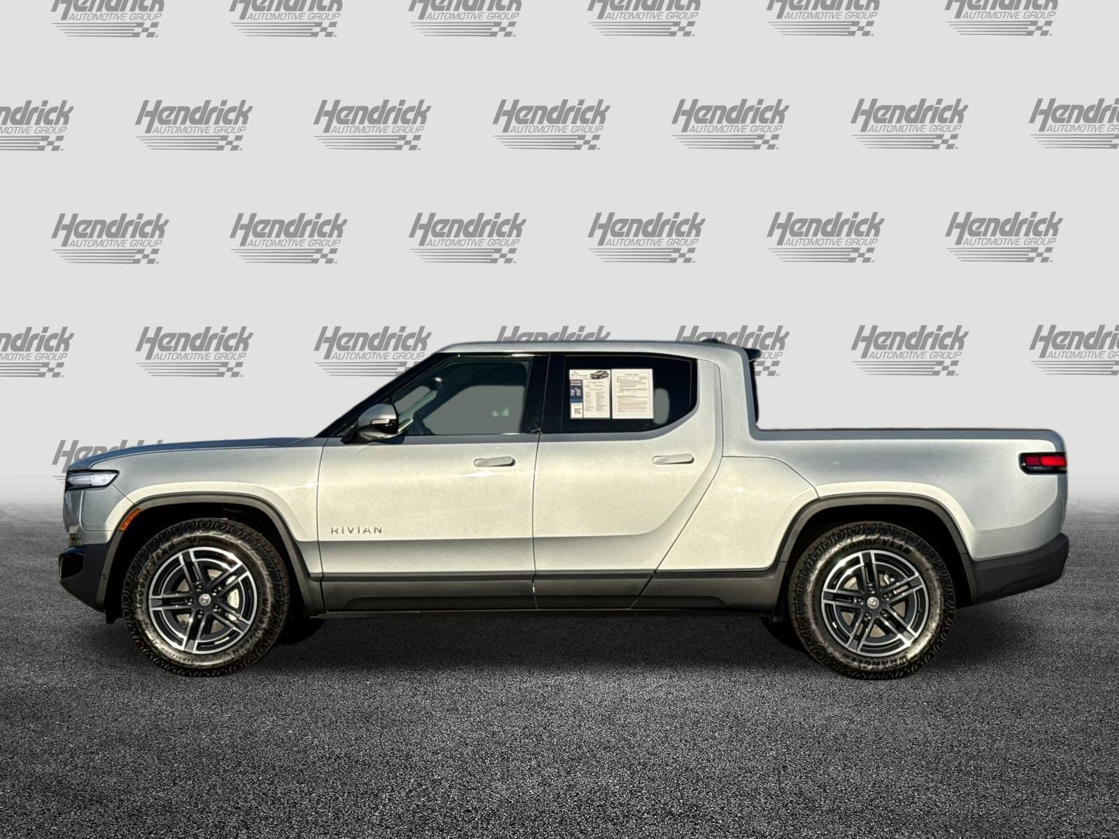 Used 2025 Rivian R1T Adventure image 8