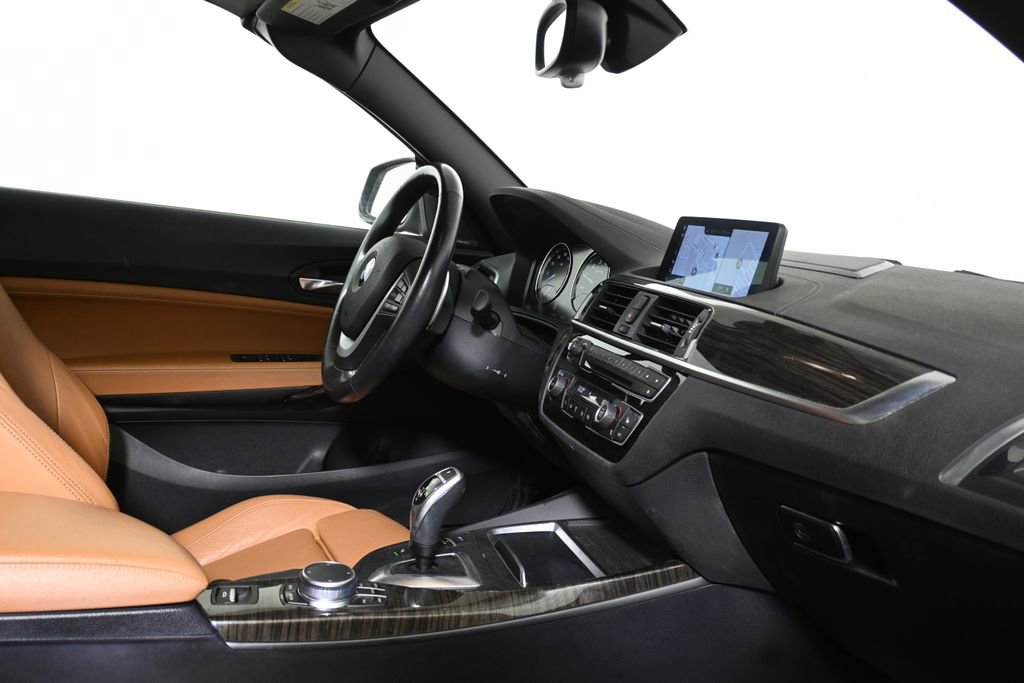 Used 2020 BMW 230i xDrive Convertible w/ Premium Package AWD/4WD image 8