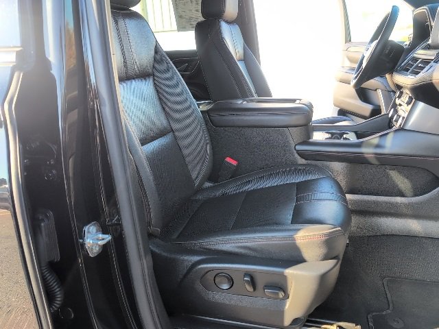 Used 2022 Chevrolet Suburban RST image 43