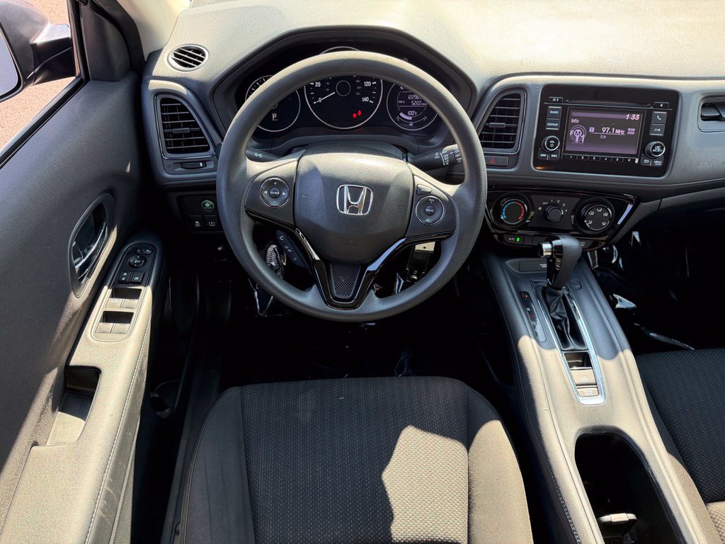 Used 2018 Honda HR-V LX image 29