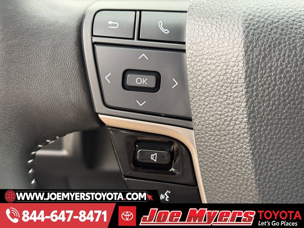 Used 2025 Toyota Camry SE w/ Multimedia Upgrade Package image 24