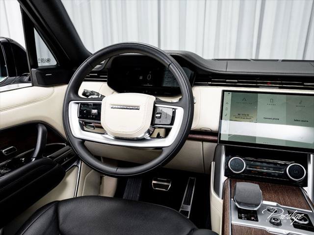 Used 2023 Land Rover Range Rover Long Wheelbase SE AWD/4WD image 31