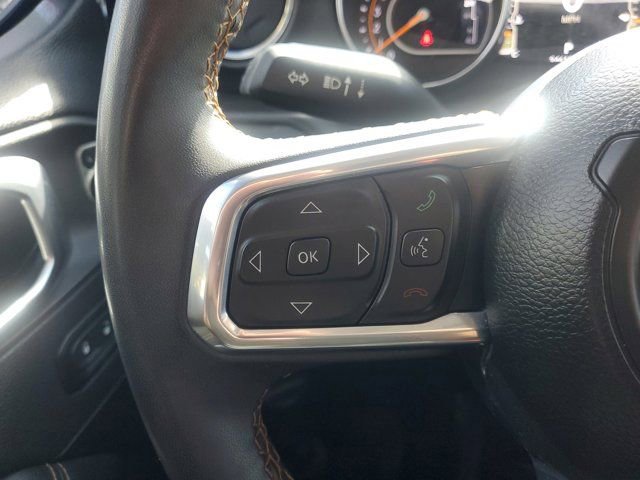 Used 2023 Jeep Gladiator Overland image 19