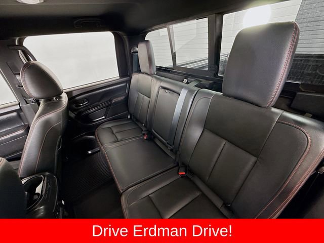 Used 2024 Nissan Titan PRO-4X w/ Pro-4x Convenience Package image 8