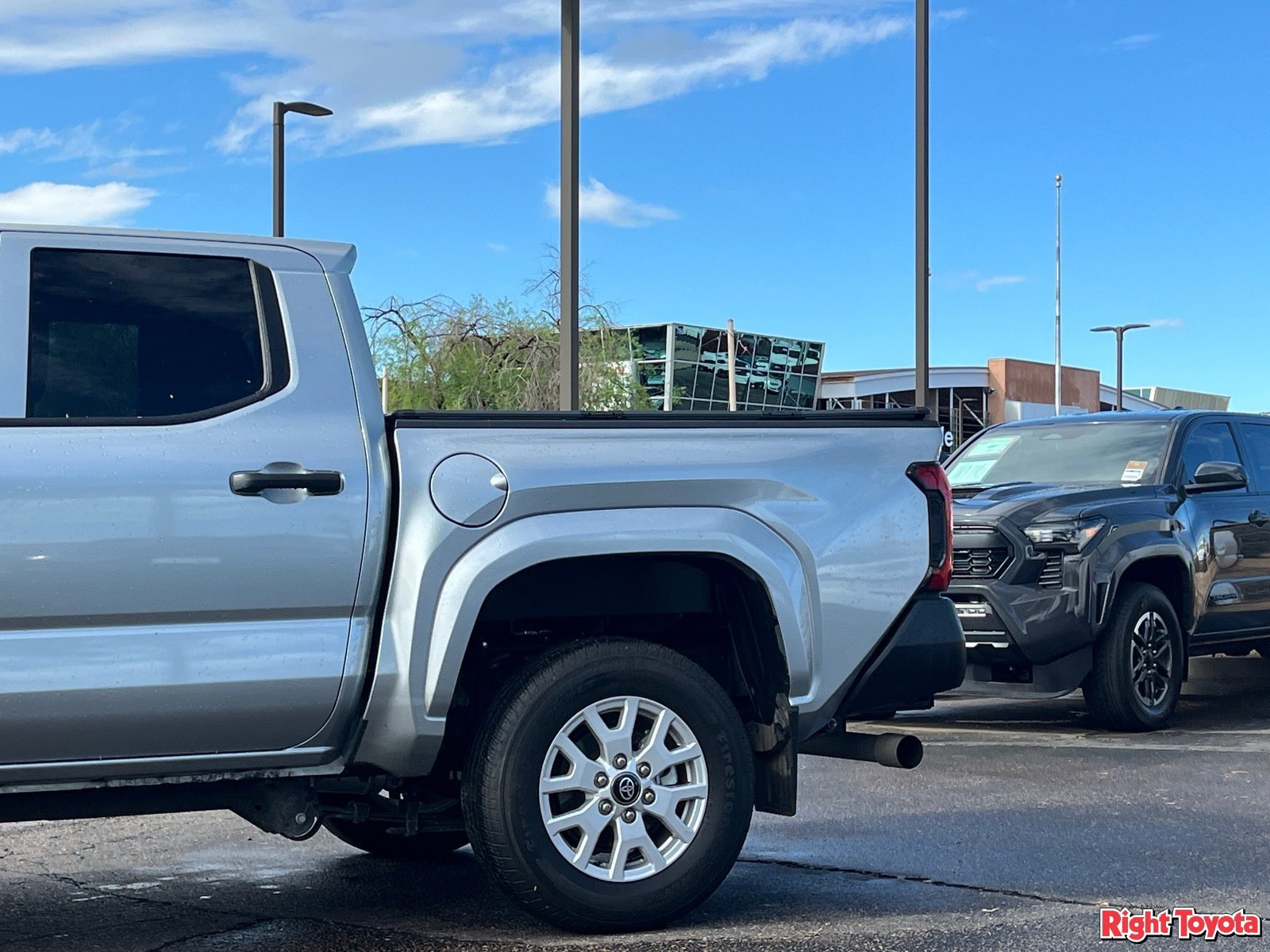 Certified 2024 Toyota Tacoma SR w/ SR Upgrade Package AWD/4WD image 11