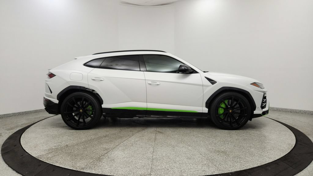Used 2020 Lamborghini Urus AWD/4WD image 6