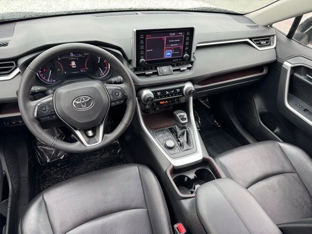 Used 2019 Toyota RAV4 Limited w/ Cold Weather Package image 6