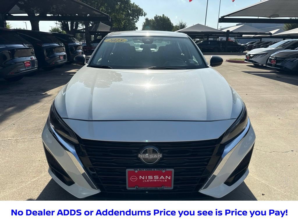 Certified 2025 Nissan Altima 2.5 SV FWD image 11