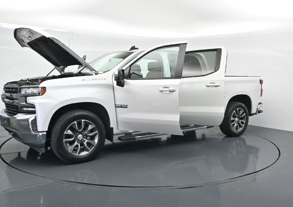 Used 2020 Chevrolet Silverado 1500 LT w/ Texas Edition RWD image 29