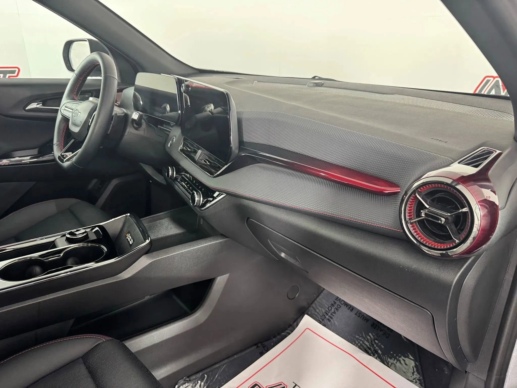 Used 2026 Chevrolet Equinox RS w/ Convenience Package III image 12