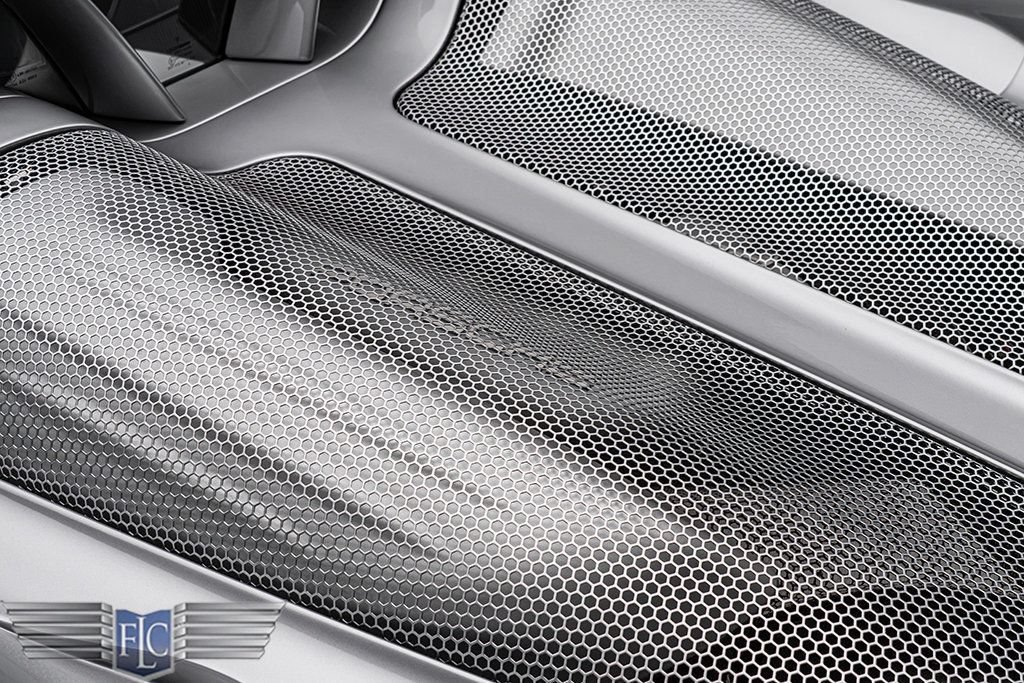 Used 2005 Porsche Carrera GT RWD image 12