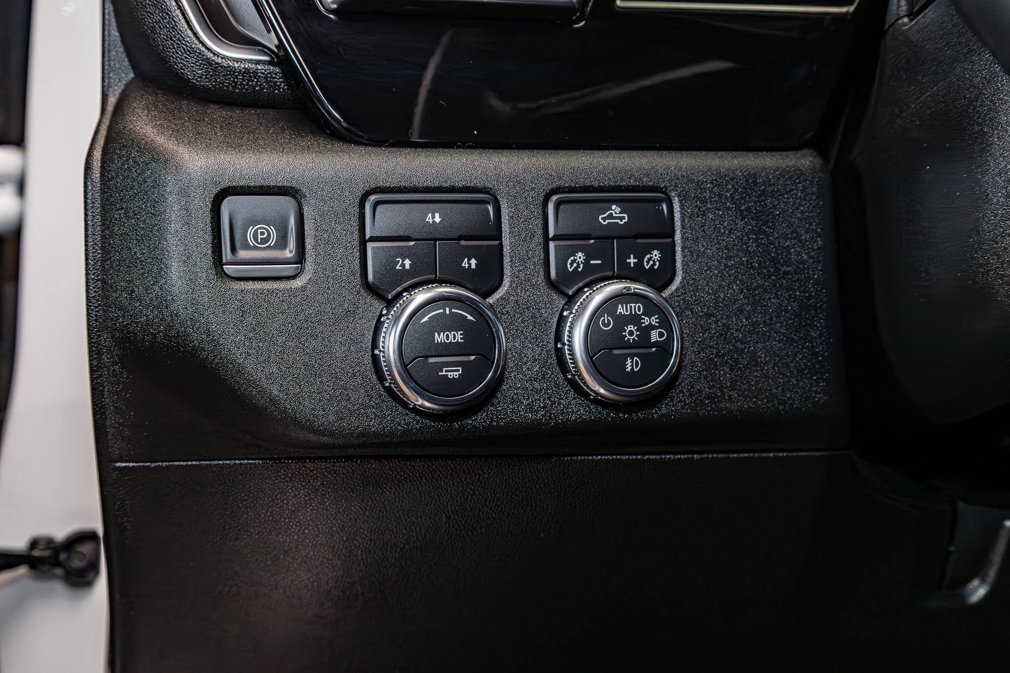 Used 2024 GMC Sierra 2500 SLE w/ SLE Convenience Package image 17