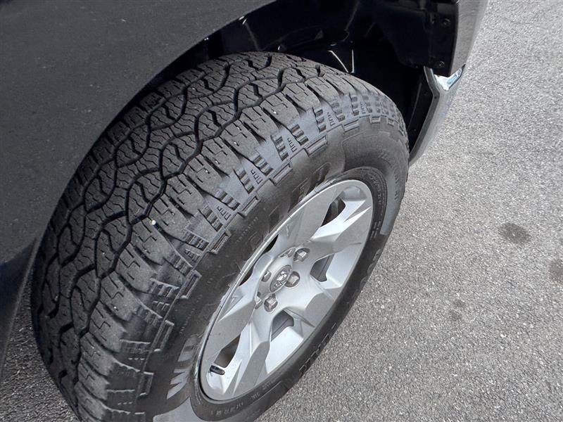 Used 2019 RAM 1500 Big Horn image 28